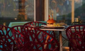 کافی شاپ ساحلی